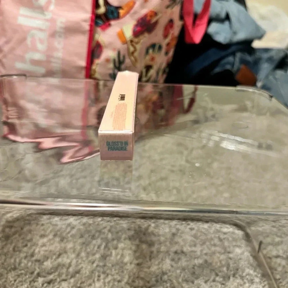 Glossed In Paradise Jeffree Star Supreme Gloss - NWT - Neon Turquoise - 1 AVA. - Picture 7 of 9